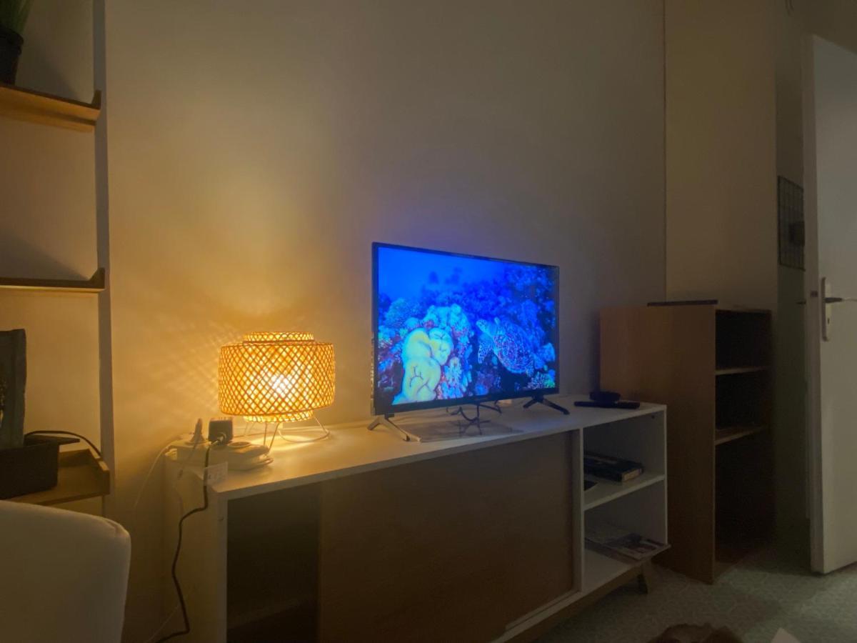 La Maison D'Angelique - Colocation Hoteliere A 150M Gare Tgv- Grande Cuisine Equipee & Salon - Fibre - Netflix Ніор Екстер'єр фото